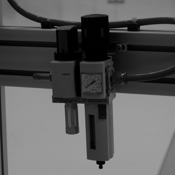 FILTER REGULATOR Z ROČNIM VENTILOM