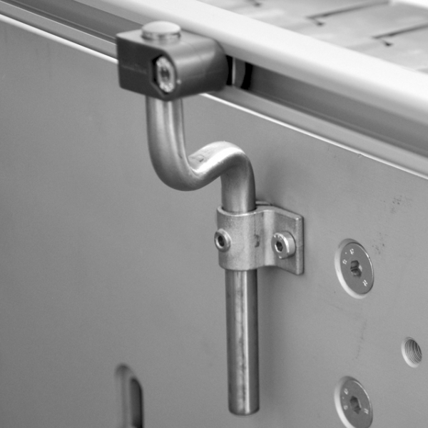 NOSILEC OGRAJICE Z VPENJALOM - ODMIK 50mm